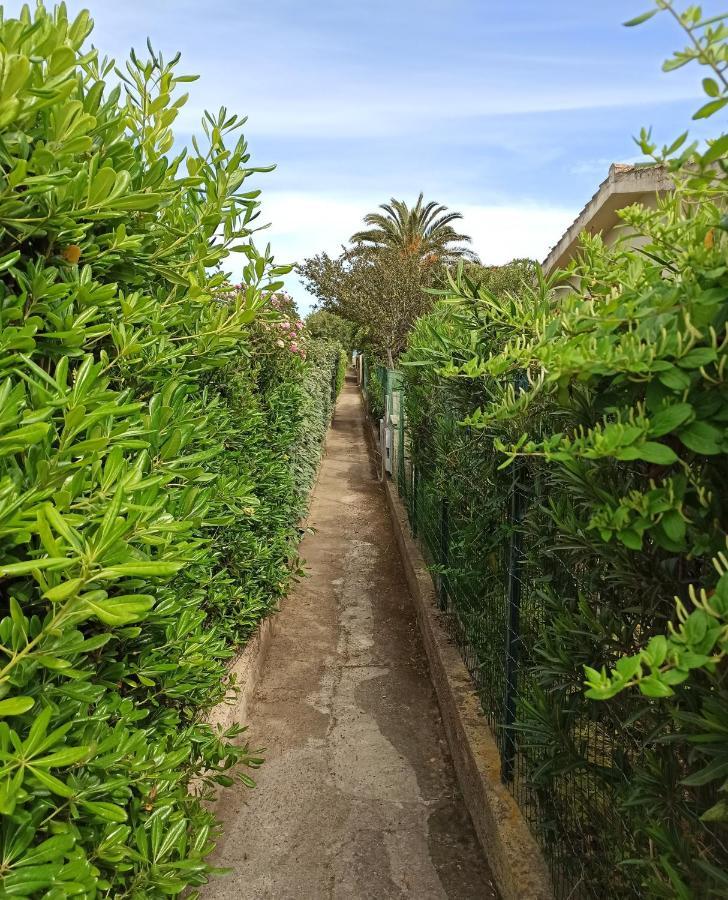Casa Perla Rei - 50 Meters From The Beach Costa Rei Exterior photo